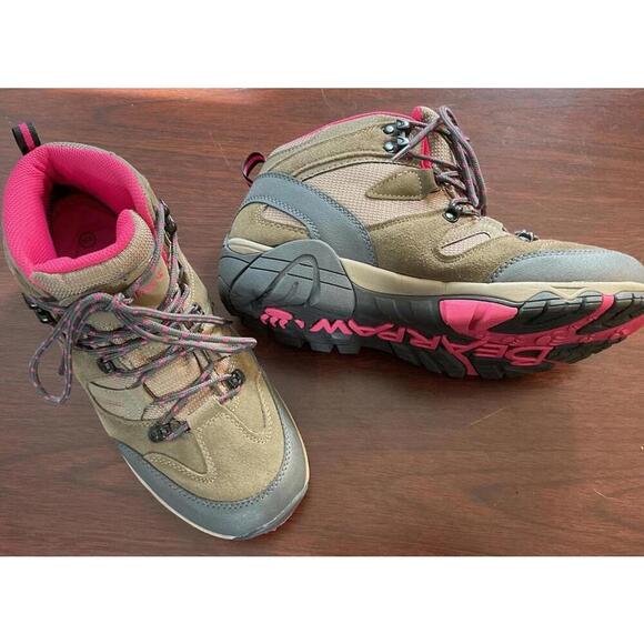 Bearpaw memory foam boots, women’s size 9W - Picture 1 of 9